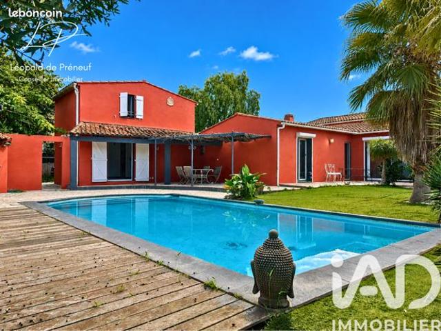 Propriété 9 pièces 252 m²