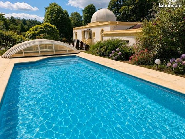 Propriété 9 pièces 253 m²