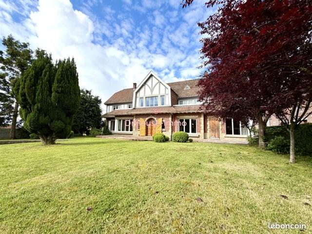 Propriété 9 pièces 264 m²