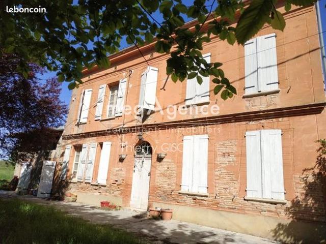 Propriété 9 pièces 264 m²