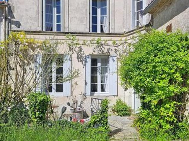 Propriété 9 pièces 265 m²