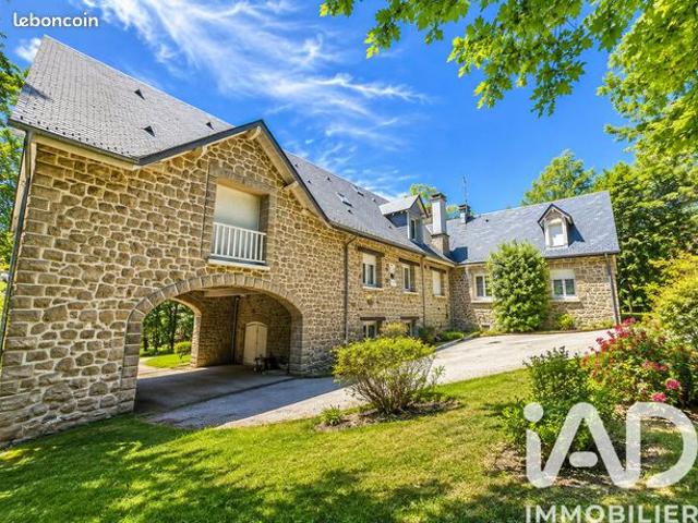 Propriété 9 pièces 268 m²