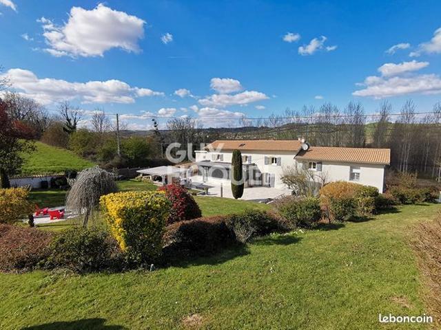 Propriété 9 pièces 260 m²