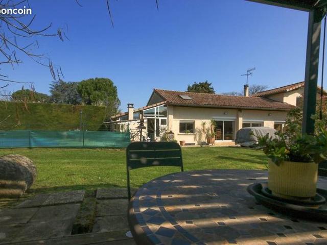 Propriété 9 pièces 260 m²