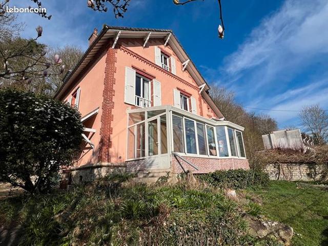 Propriété 9 pièces 260 m²