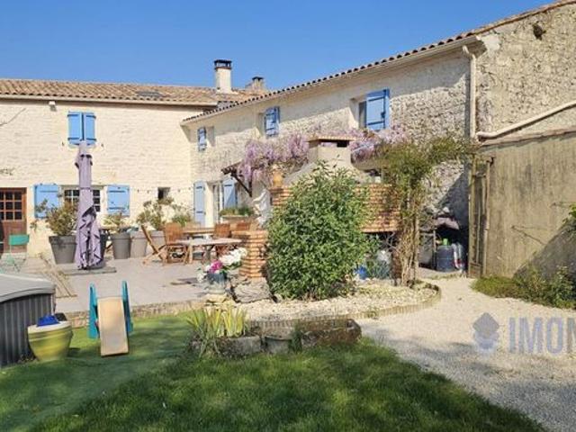 Propriété 9 pièces 260 m²