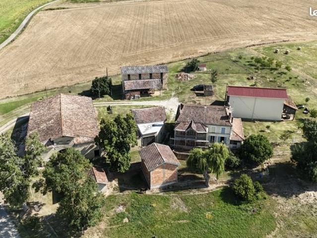 Propriété 9 pièces 262 m²