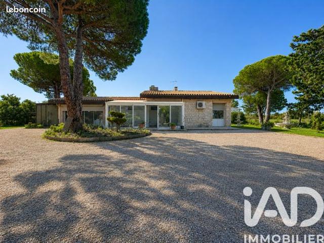 Propriété 9 pièces 263 m²