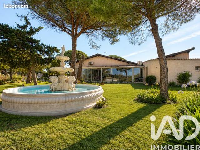 Propriété 9 pièces 263 m²