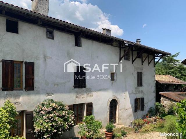 Propriété 9 pièces 274 m²