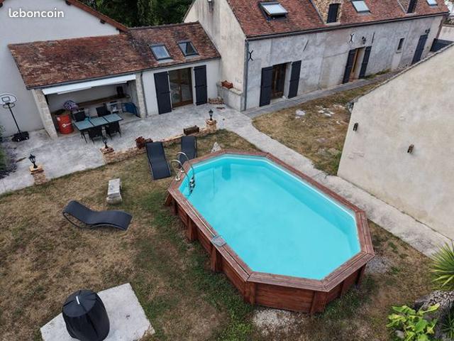 Propriété 9 pièces 274 m²