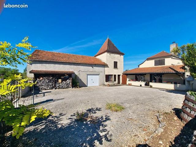 Propriété 9 pièces 275 m²