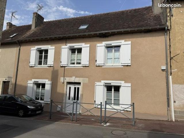 Propriété 9 pièces 275 m²