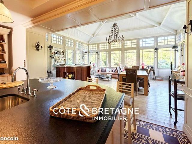 Propriété 9 pièces 275 m²