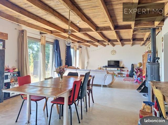 Propriété 9 pièces 275 m²