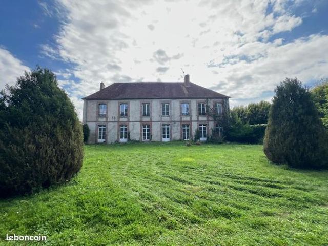 Propriété 9 pièces 276 m²