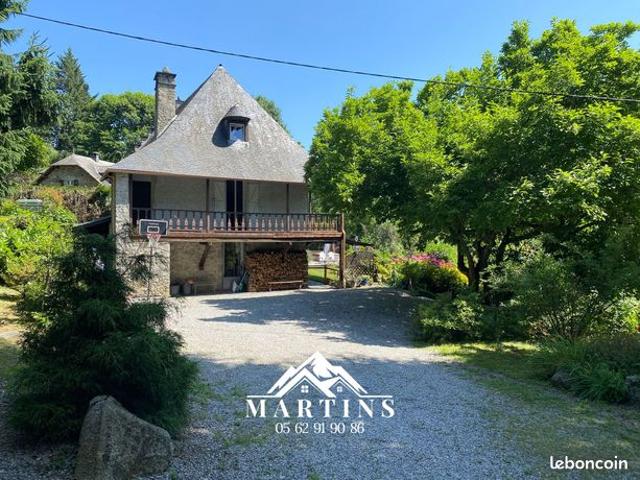 Propriété 9 pièces 278 m²
