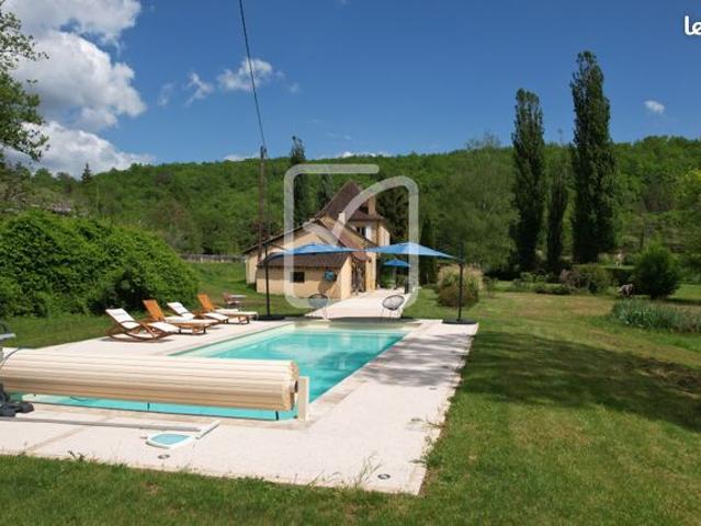 Propriété 9 pièces 279 m²