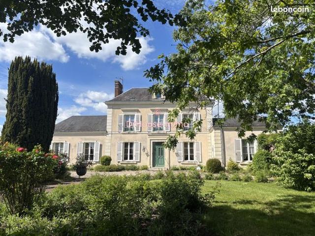 Propriété 9 pièces 270 m²