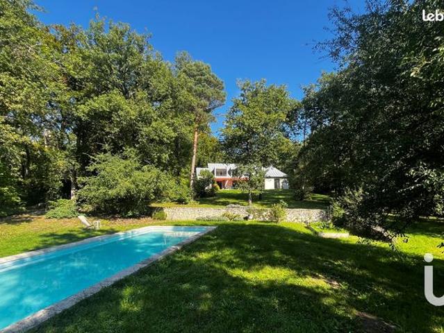 Propriété 9 pièces 270 m²