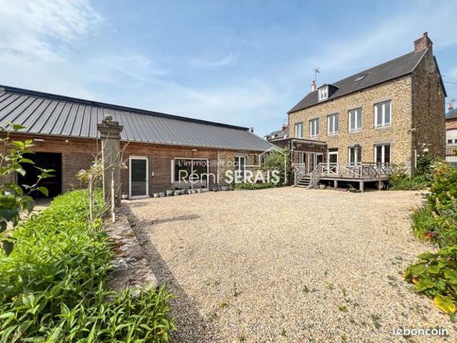 Propriété 9 pièces 270 m²