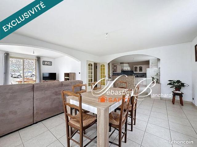 Propriété 9 pièces 270 m²
