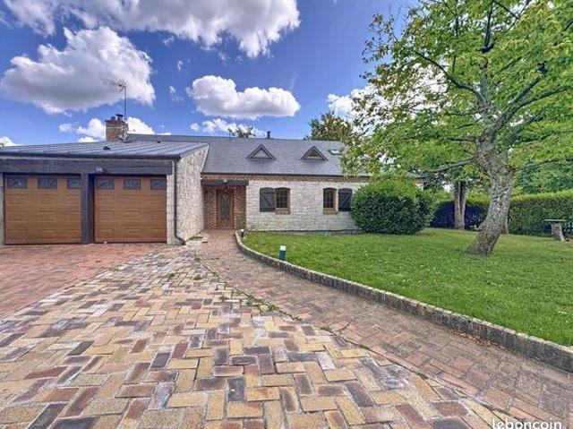 Propriété 9 pièces 270 m²
