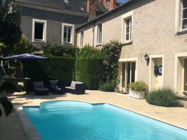 Propriété 9 pièces 272 m²