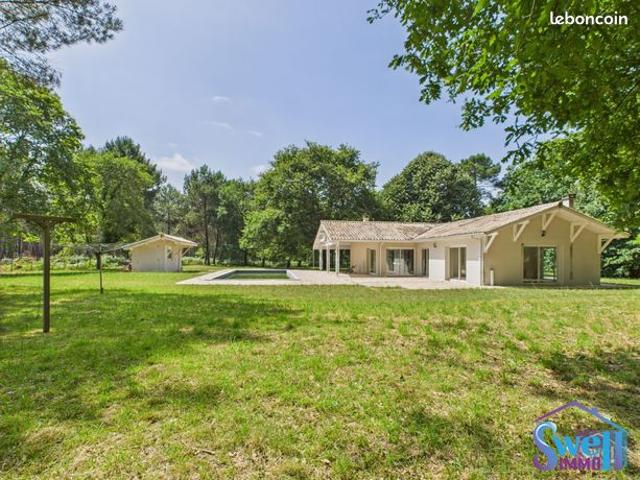 Propriété 9 pièces 272 m²