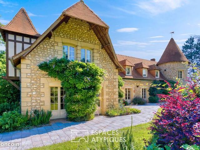 Propriété 9 pièces 273 m²