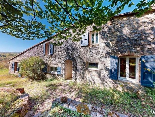 Propriété 9 pièces 273 m²