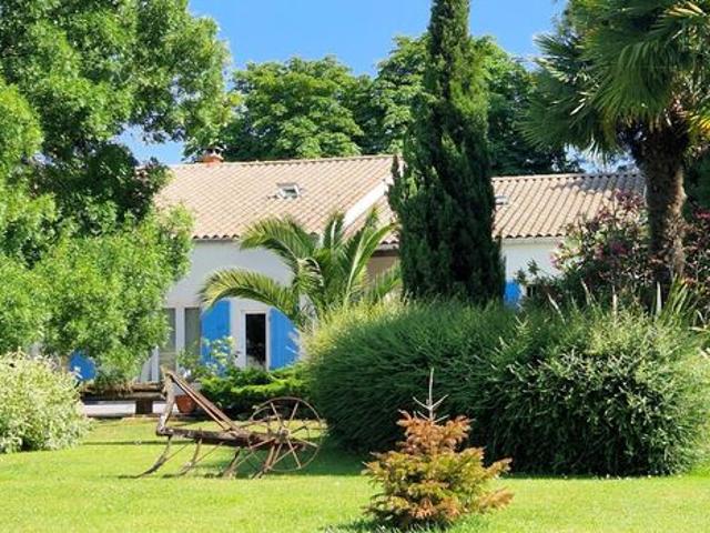 Propriété 9 pièces 284 m²
