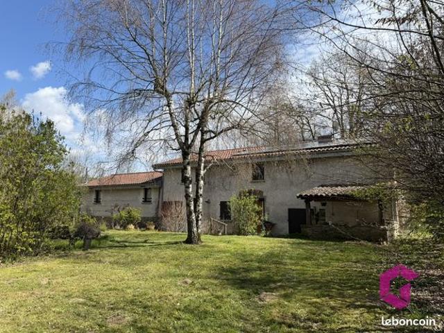 Propriété 9 pièces 284 m²