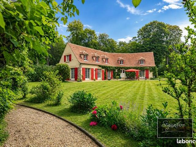 Propriété 9 pièces 284 m²