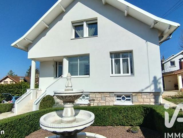 Propriété 9 pièces 284 m²