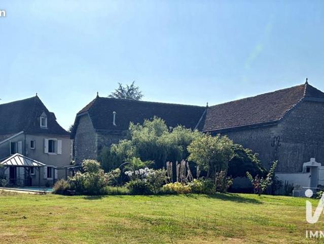 Propriété 9 pièces 285 m²