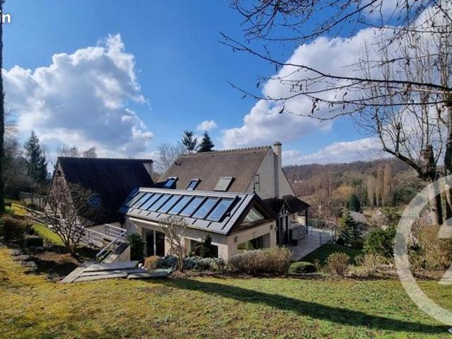 Propriété 9 pièces 289 m²