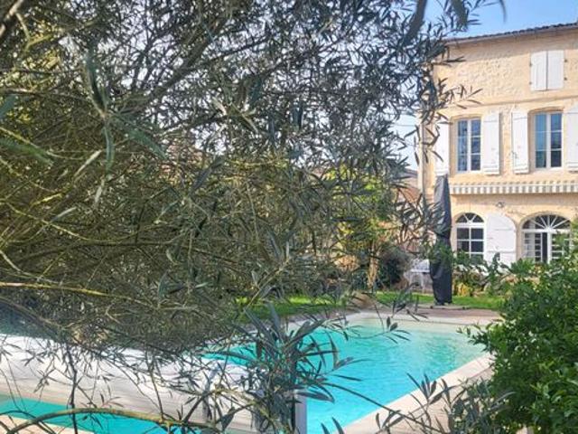 Propriété 9 pièces 280 m²
