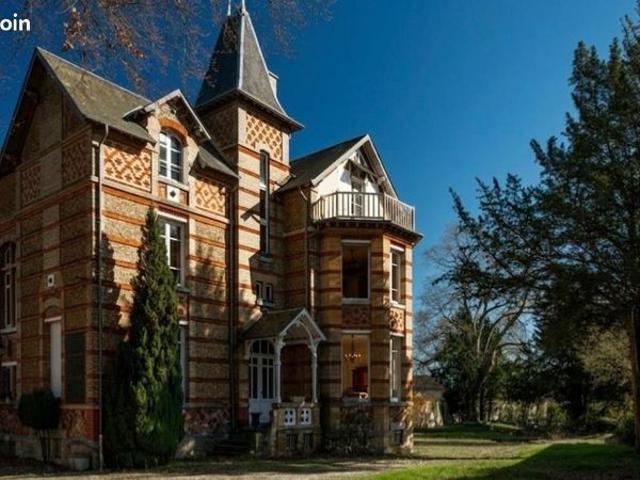Propriété 9 pièces 280 m²