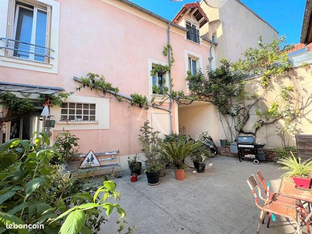 Propriété 9 pièces 280 m²