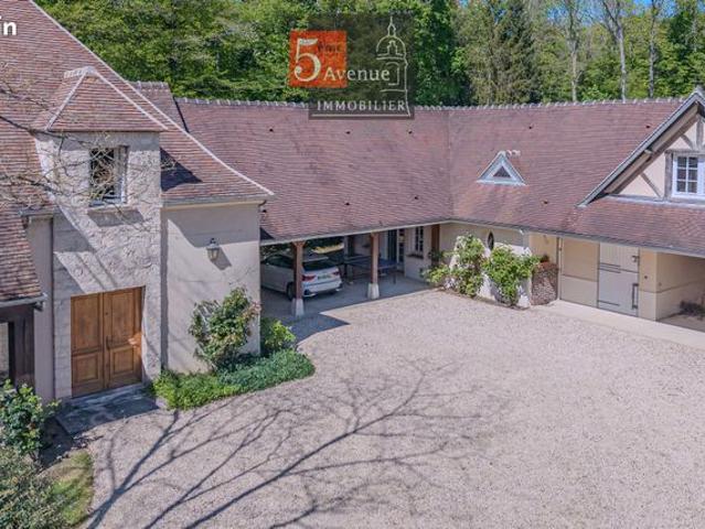 Propriété 9 pièces 280 m²