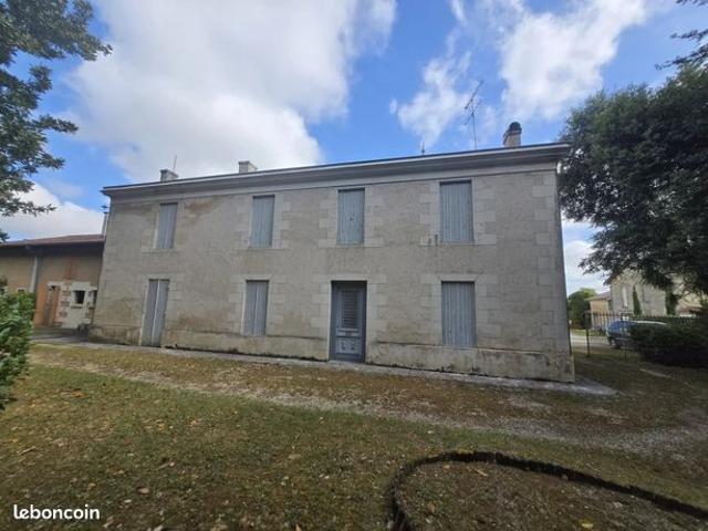 Propriété 9 pièces 282 m²
