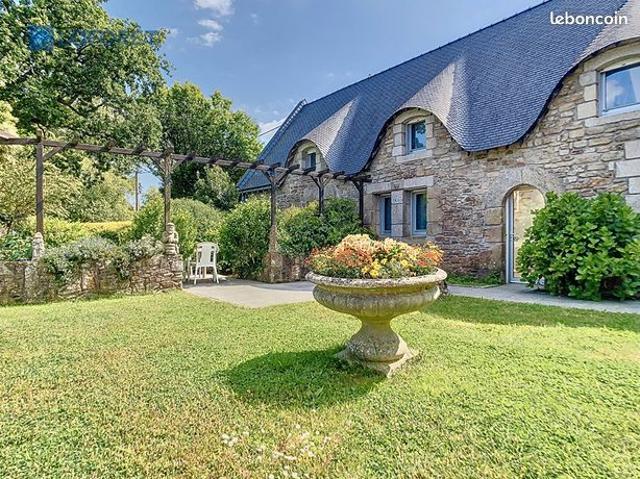 Propriété 9 pièces 283 m²
