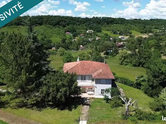 Propriété 9 pièces 283 m²