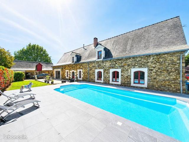 Propriété 9 pièces 294 m²