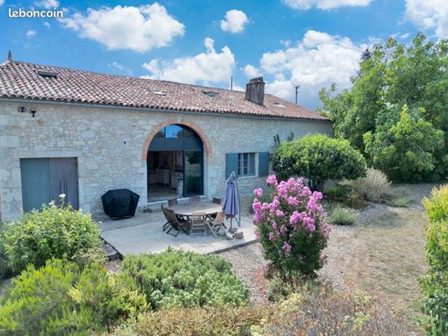 Propriété 9 pièces 295 m²