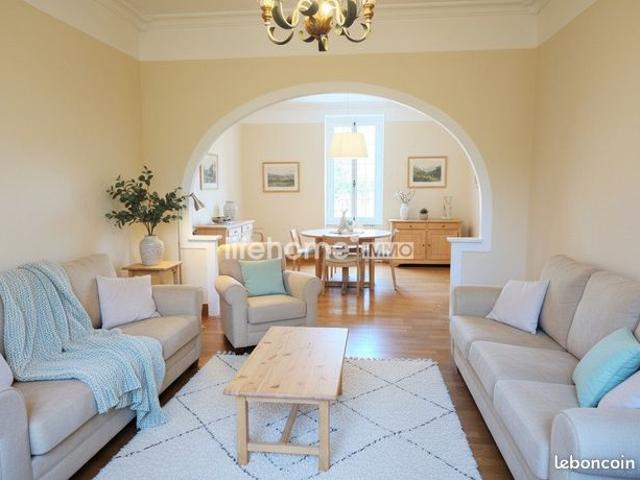 Propriété 9 pièces 295 m²