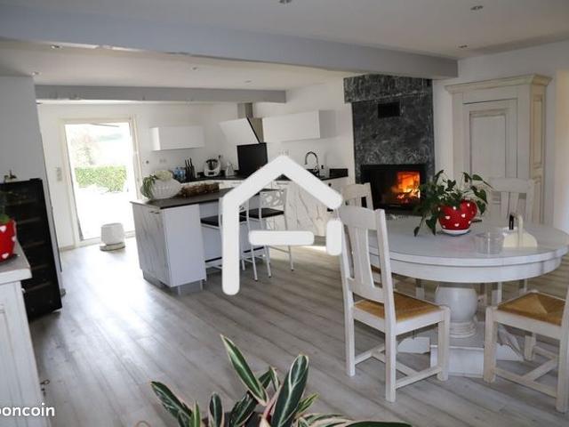 Propriété 9 pièces 295 m²
