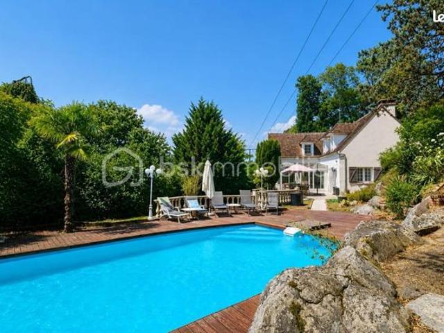 Propriété 9 pièces 296 m²