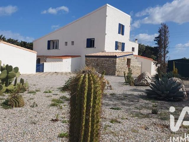 Propriété 9 pièces 299 m²
